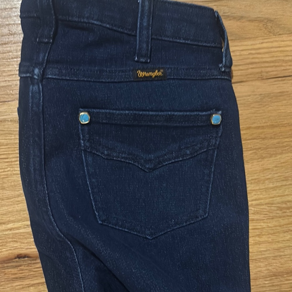 Wrangler X Yellow Rose by Kendra Scott High Rise Trouser - Picture 5 of 7